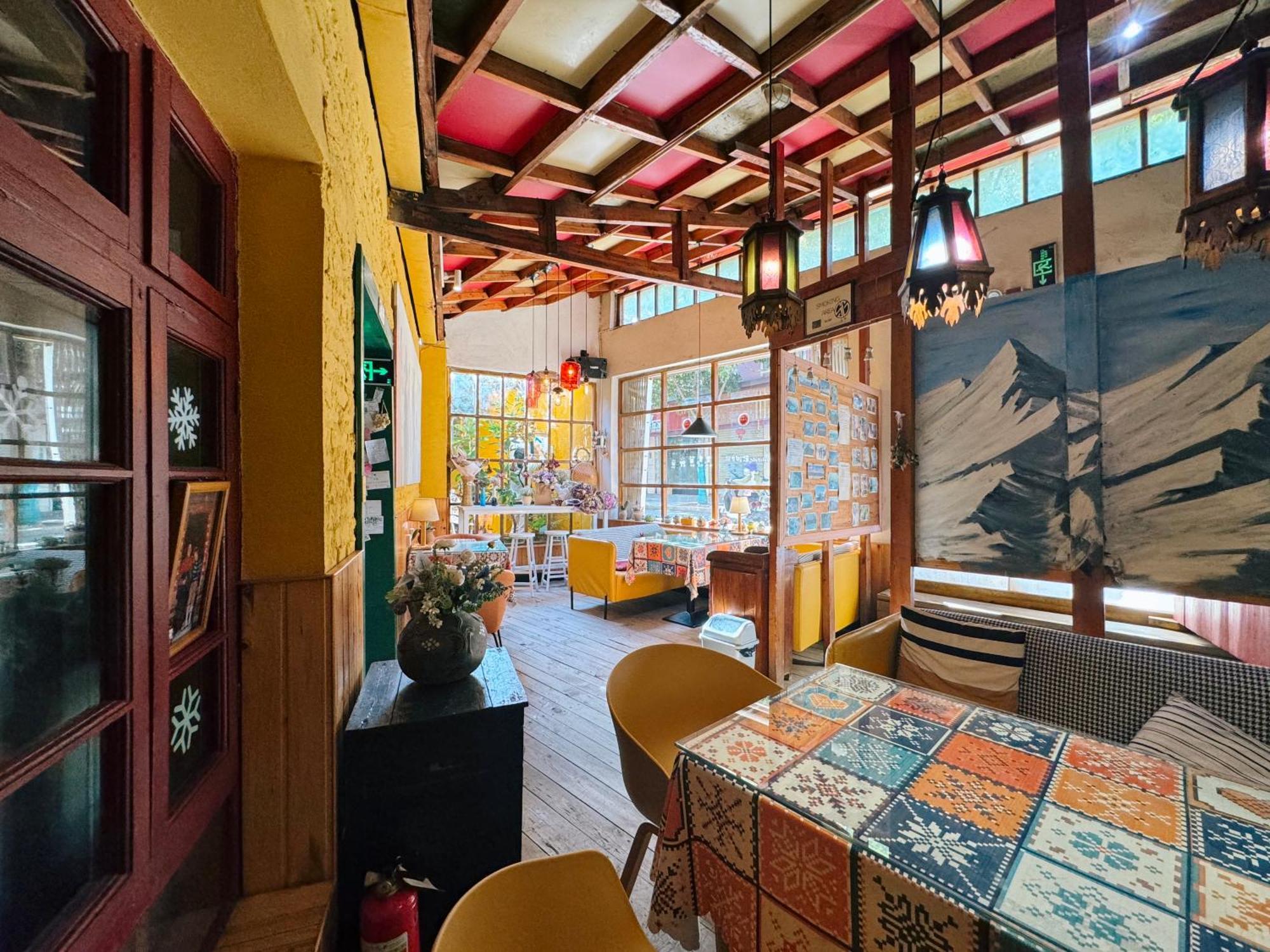 The Cloudland International Youth Hostel Close To The City Center,10 Min Walks To The Subway, Close To The Night Market, Old Street, Green Lake, English-Speaking Service, Free Activity Convenient Payment And Visa Cards Are Accepted Kunming Exterior foto